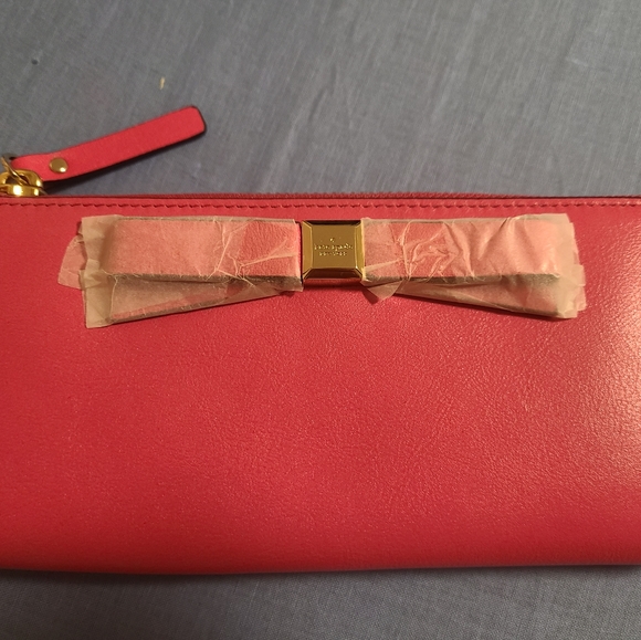 Kate spade wallet - Picture 1 of 2